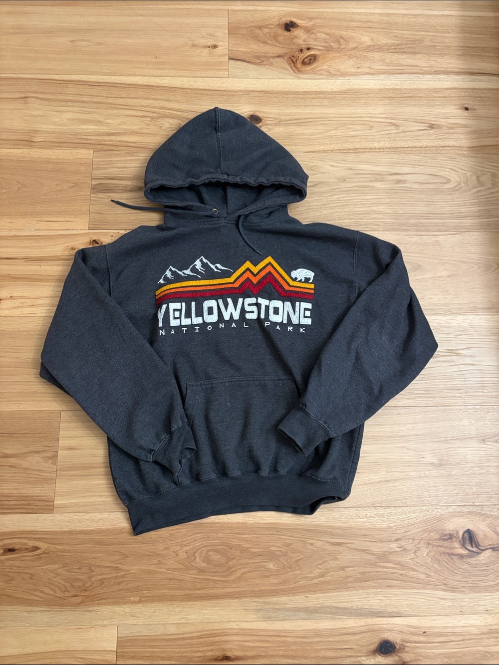 Yellowstone National Park Men's Charcoal Hoodie with Mountain Graphic